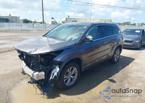 2015 Toyota Highlander Le Plus V6 из США, поврежденный, VIN 5TDZKRFH3FS089202